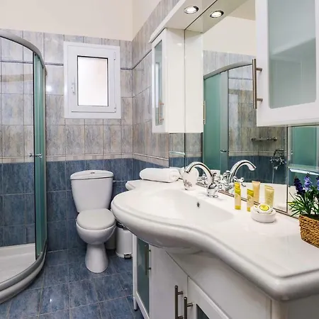 Harbour Breeze Apartman *